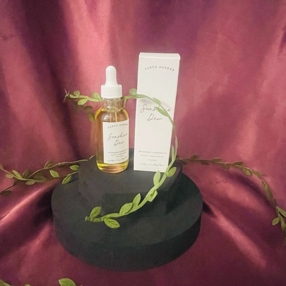 EARTH HARBOR Sunshine Dew Antioxidant Cleansing Oil